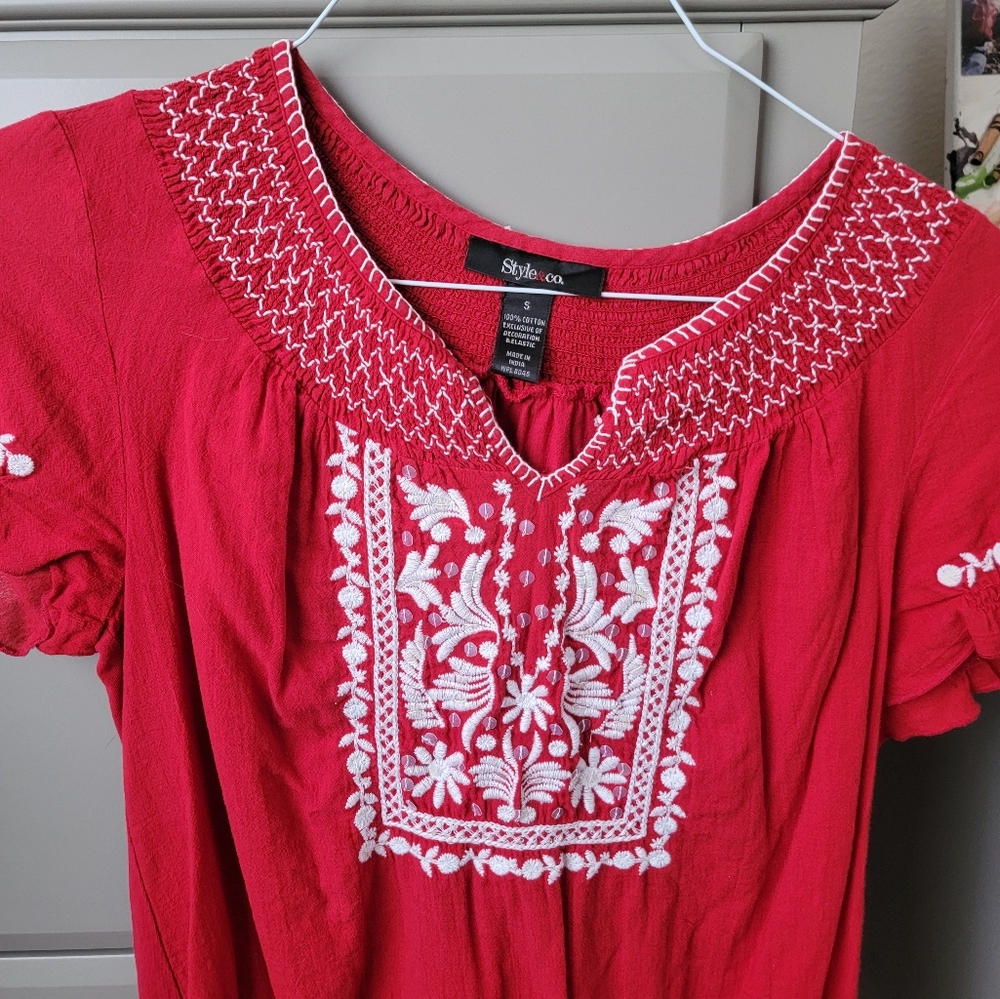 2 peasant blouses $12 for both - Picture 15 of 16